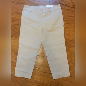 Ann Taylor Beige Capri Pant 4P NWT!